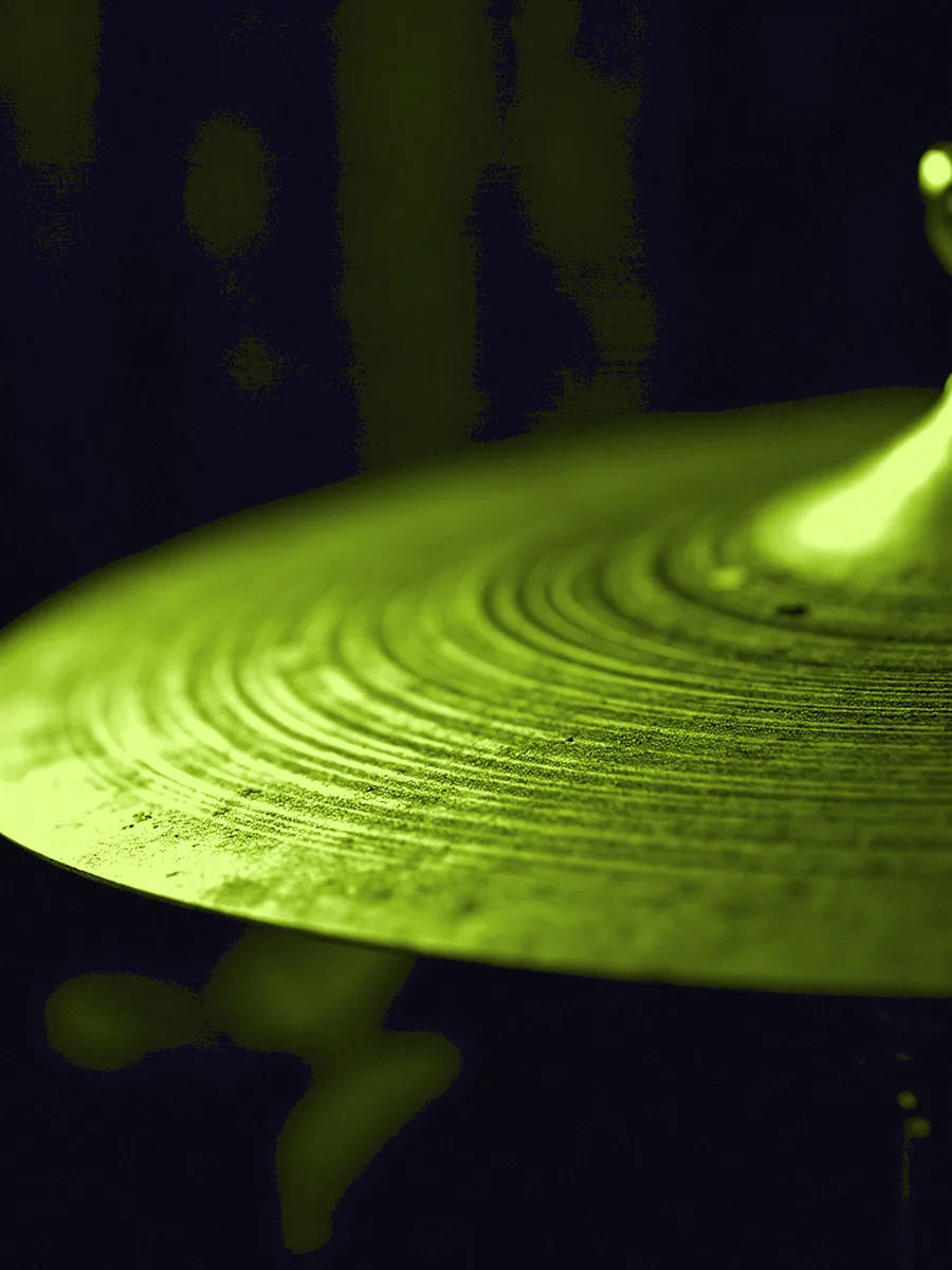 The hat voice object under a lime gel